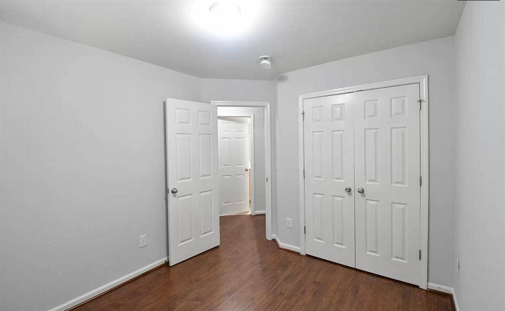 Private room for rent