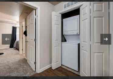 Private bed/bath in  townhome