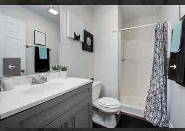Private bed/bath in  townhome