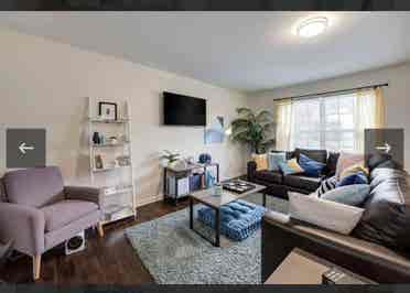 Private bed/bath in  townhome
