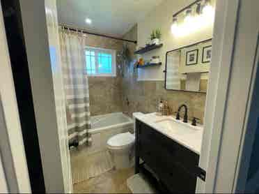 Seeking roommate