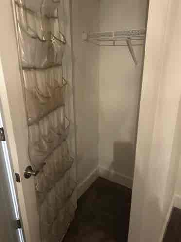 West Columbia room rental