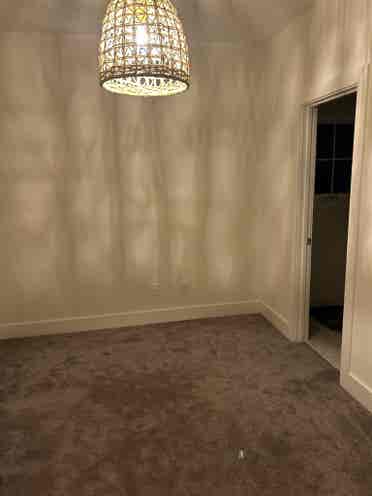 West Columbia room rental