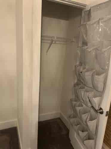West Columbia room rental