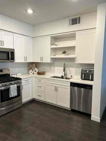 EASTLAKE - ROOM FOR RENT ASAP