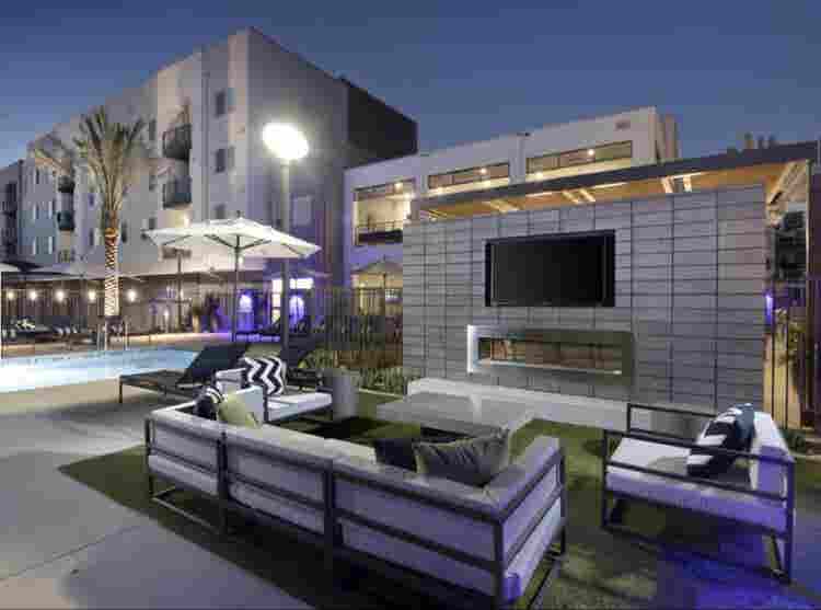 EASTLAKE - ROOM FOR RENT ASAP