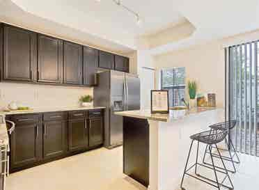 Modern Townhouse – Feels Like Home