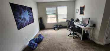 Clean&quiet home w/community pool!