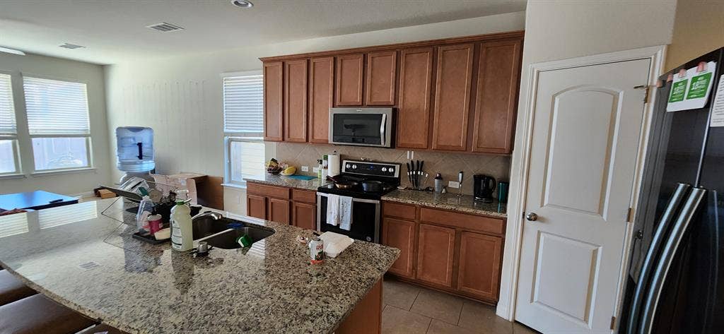 Clean&quiet home w/community pool!
