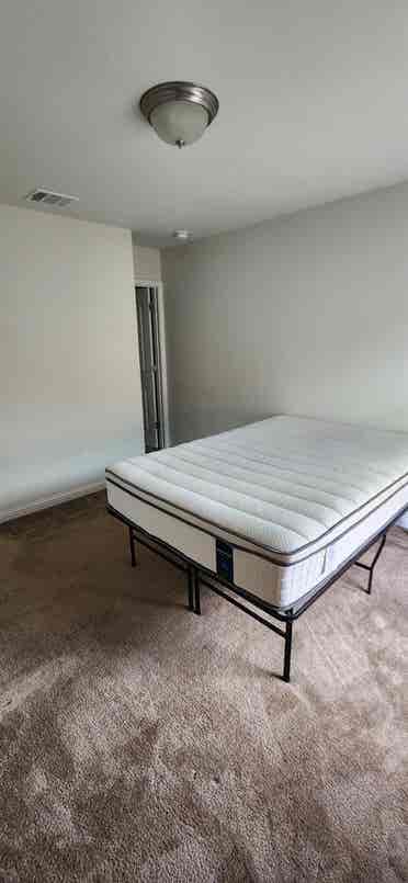Clean&quiet home w/community pool!