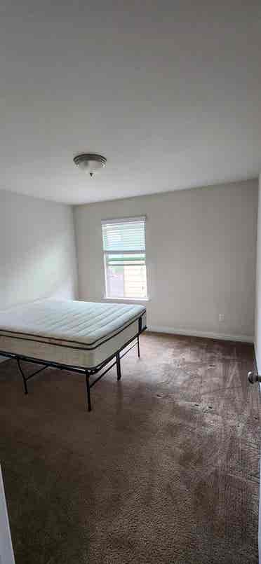 Clean&quiet home w/community pool!