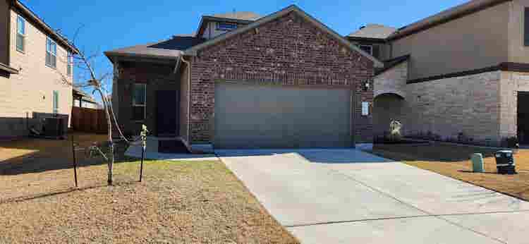 Clean&quiet home w/community pool!