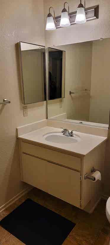 Unfurnished Bedroom/Private Bath