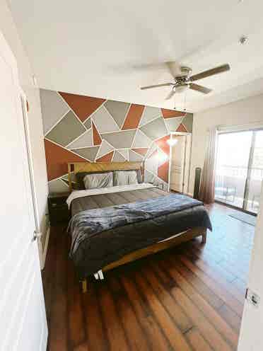 Large Room w/ Private Bath & Patio
