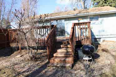 Looking for roommates