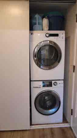 ISO Housemate for d/t Lafayette apt