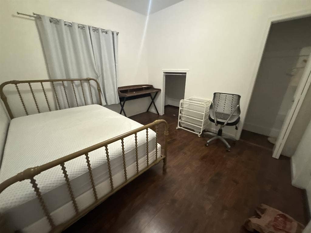 Private room with shared bath
