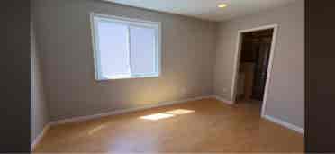 3 Female Roommates- Daly City