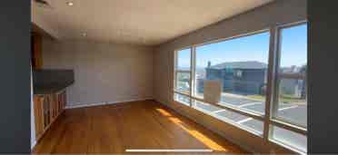 3 Female Roommates- Daly City