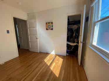 Roommate Wanted! (Palms)