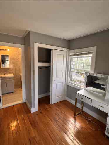 Very large Spacious room