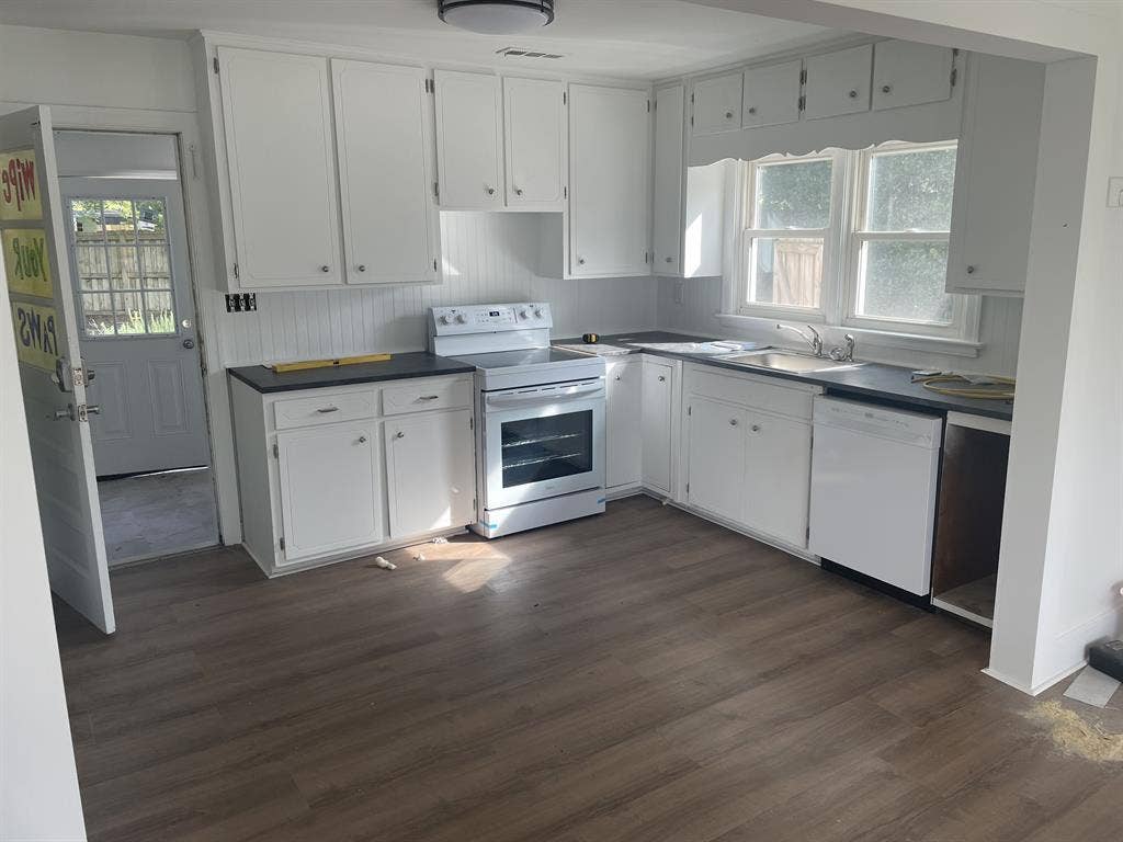 Whole house within 1 mile of UNCW