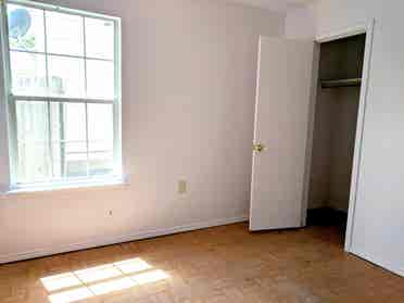 Bright SE Austin Room for Rent