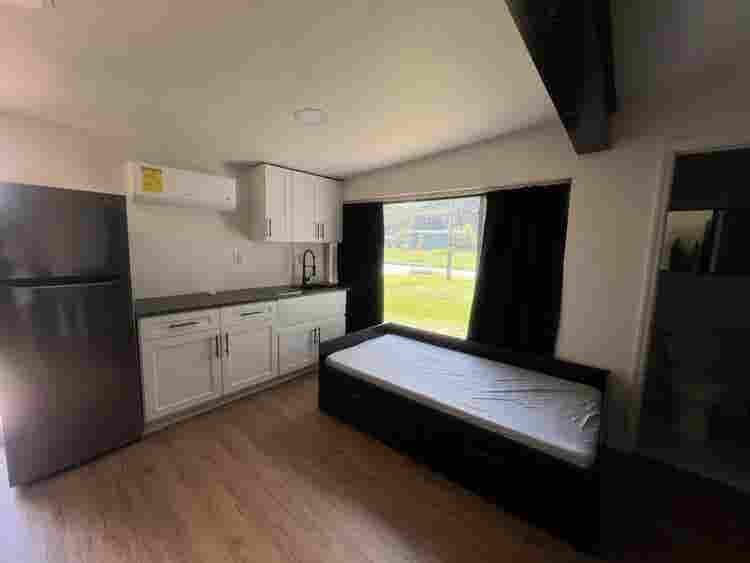 Studio for rent W/ Utilities