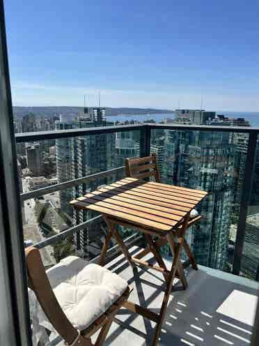 Coal Harbour - sub penthouse