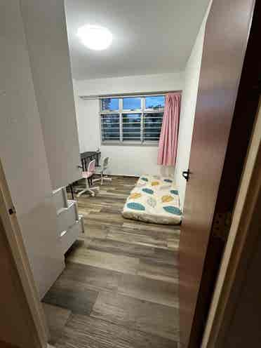 Common rooms for rent at
 Canberra