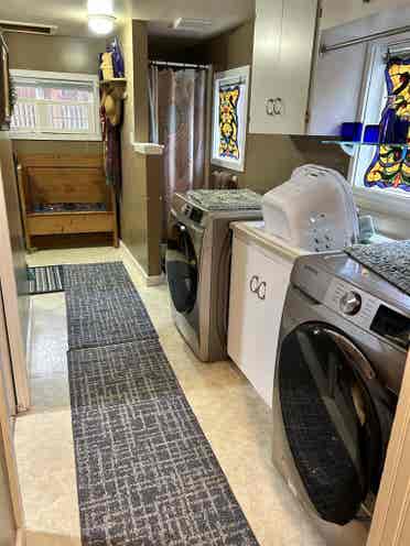 All inclusive 3 rooms in a house