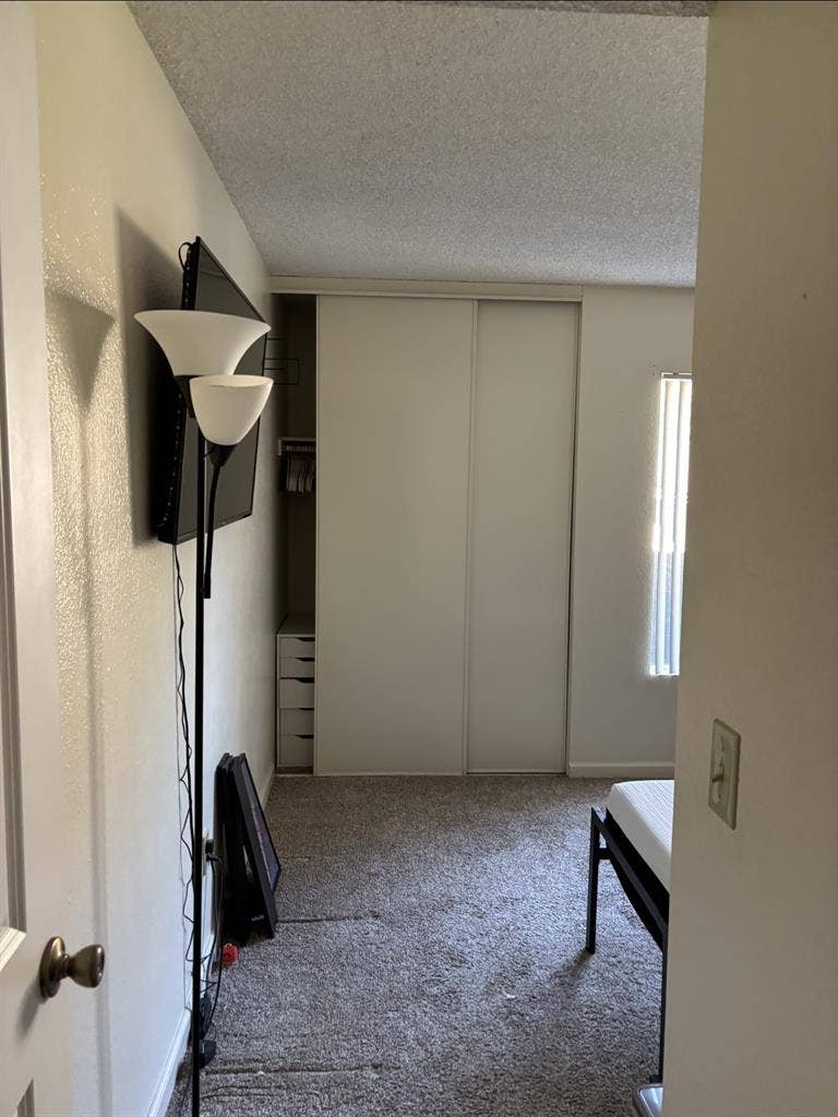 Room For Rent!!