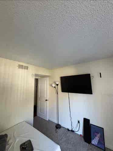 Room For Rent!!