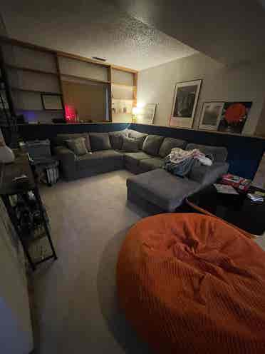 🏡 Rooms for Rent in Shared Home