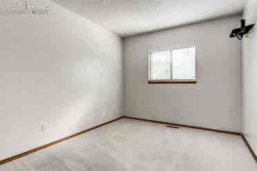 🏡 Rooms for Rent in Shared Home