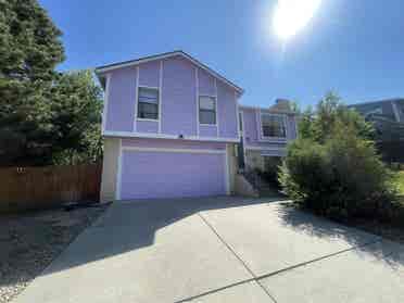 🏡 Rooms for Rent in Shared Home