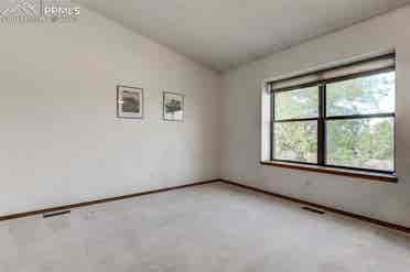 🏡 Rooms for Rent in Shared Home