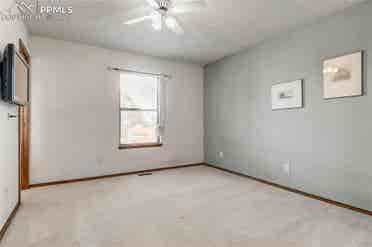 🏡 Rooms for Rent in Shared Home