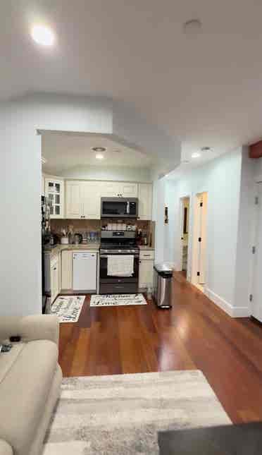 Room available Move-in 1st July.