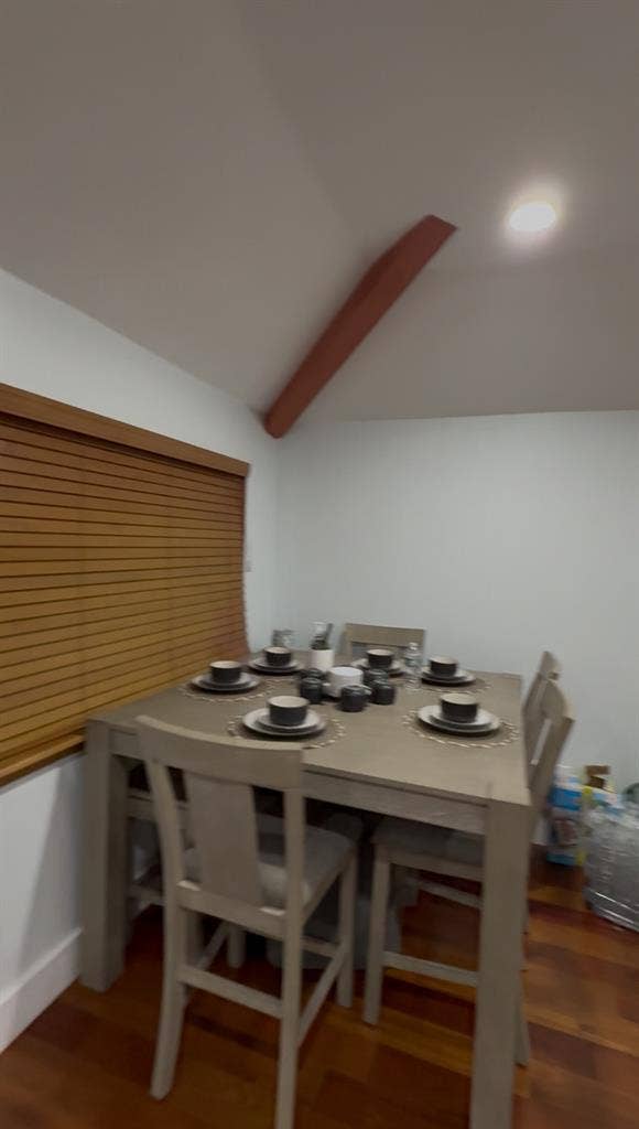 Room available Move-in 1st July.