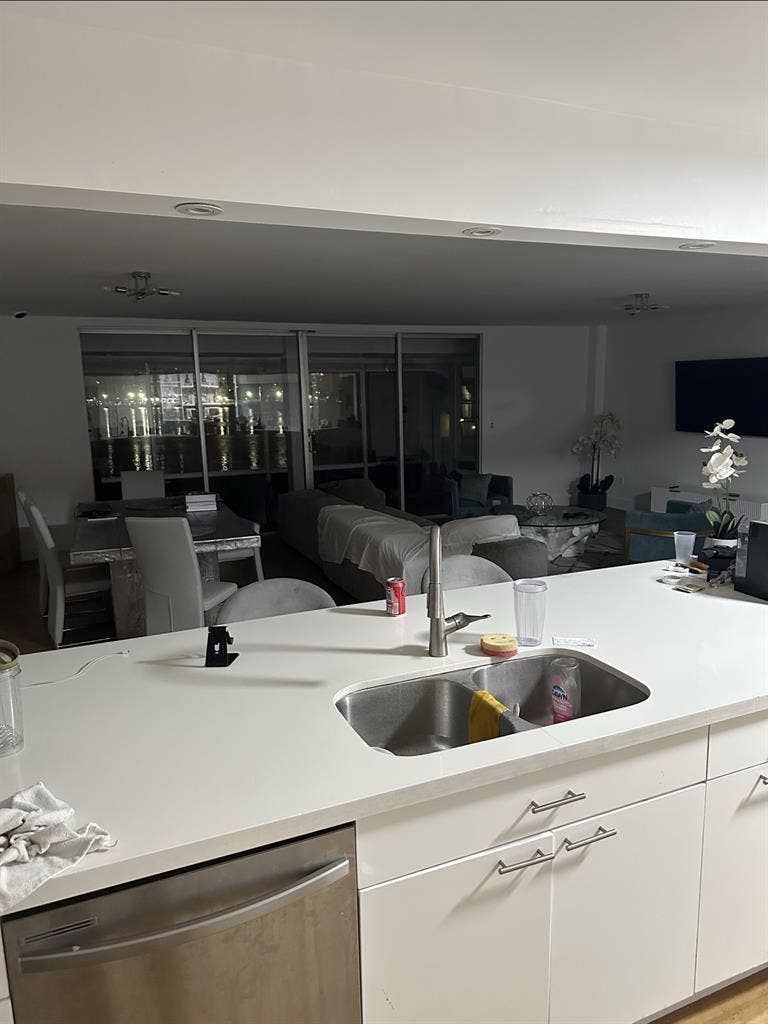 Bedroom avail in Huge Condo. July 1