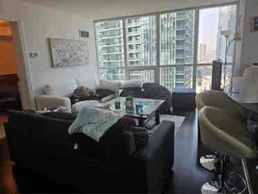 I’m looking for a roommate