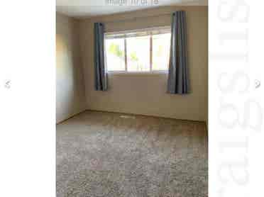 Rooms for rent in house w/pool