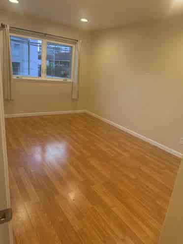 🏡Room available in Punahou Duplex