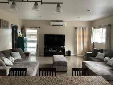 🏡Room available in Punahou Duplex