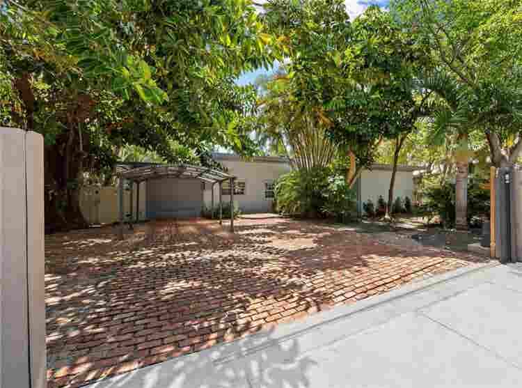 1Bdr - Unique wtfrt gem w/ htd pool