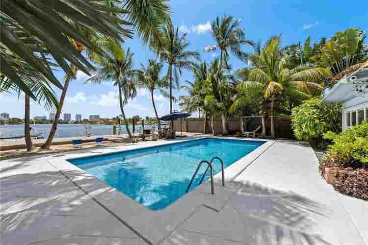 1Bdr - Unique wtfrt gem w/ htd pool
