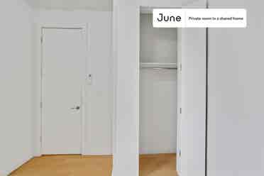 4 BR in New York City