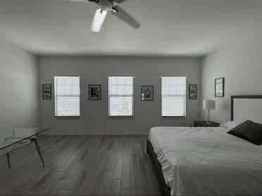 Looking for roommates.