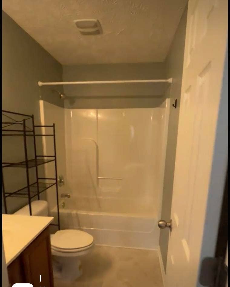 Female Roommate for Townhome